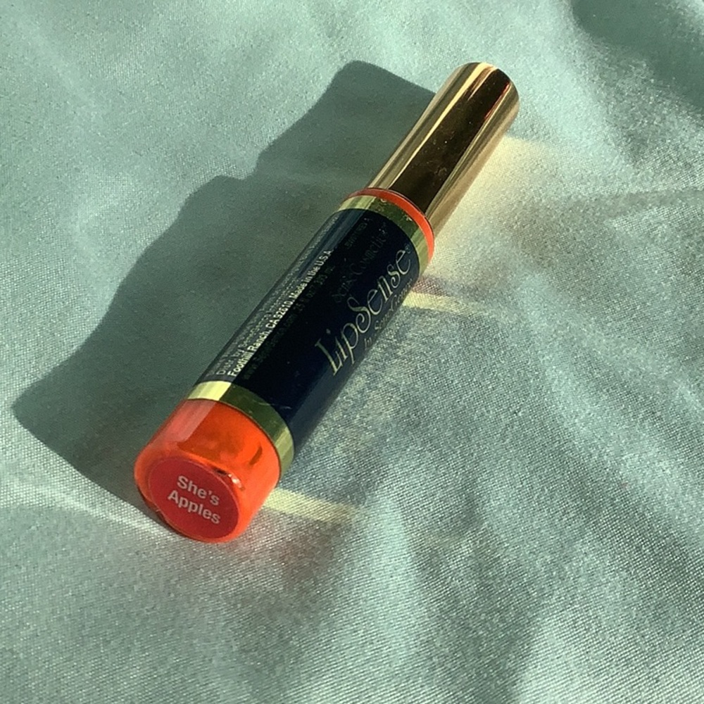 She’s Apples LipSense